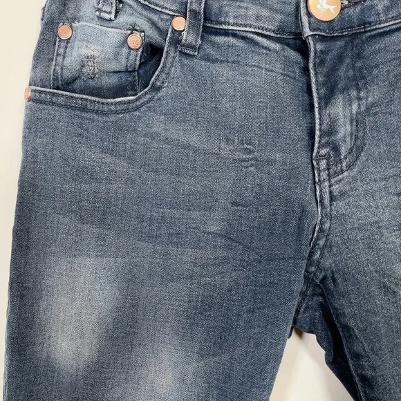 ONE TEASPOON | FREEBIRDS II  DISTRESS DARK WASH ANKLE ZIP JEANS - Picture 14 of 15